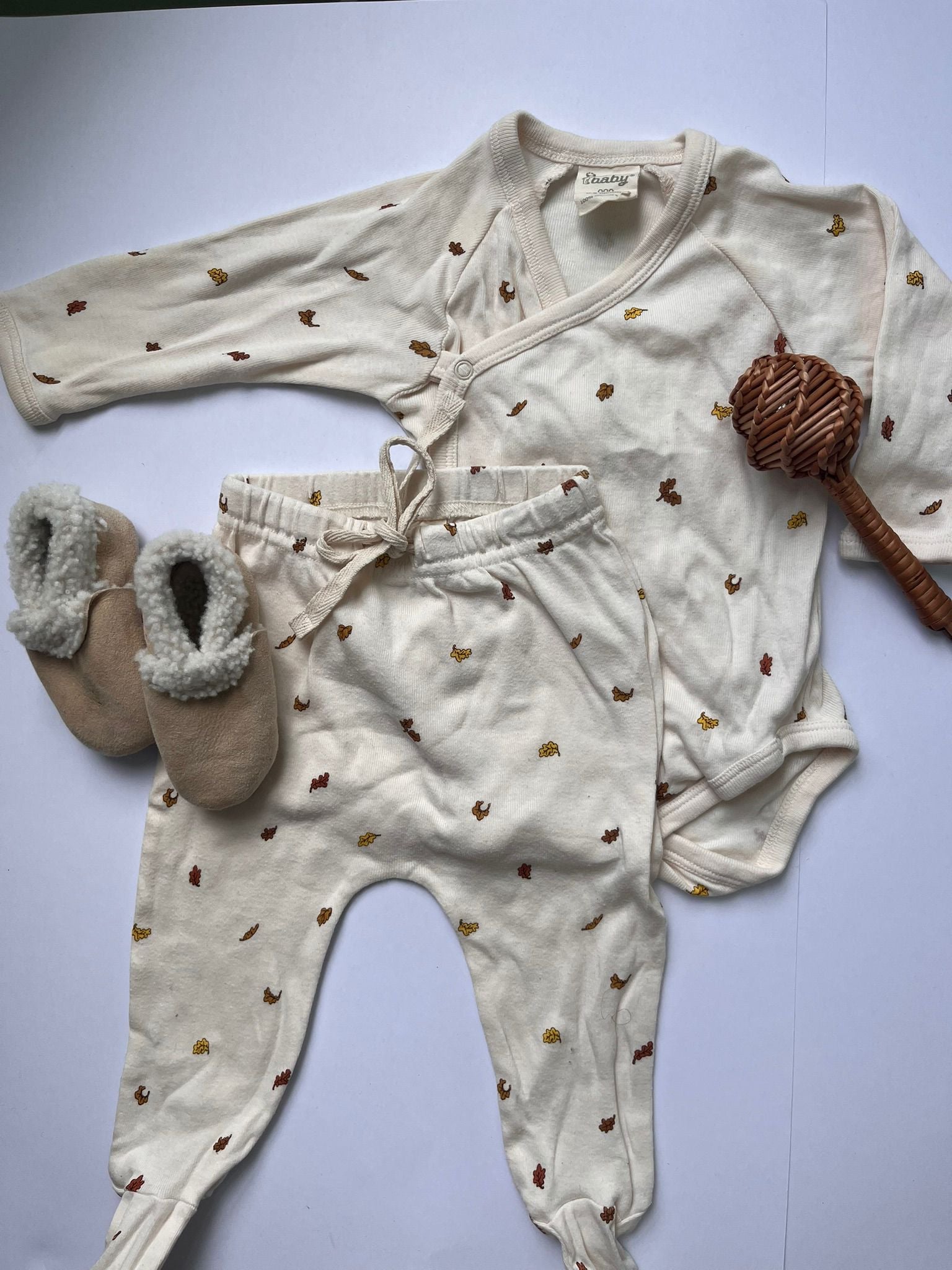 Nature Baby Oak Leaf set