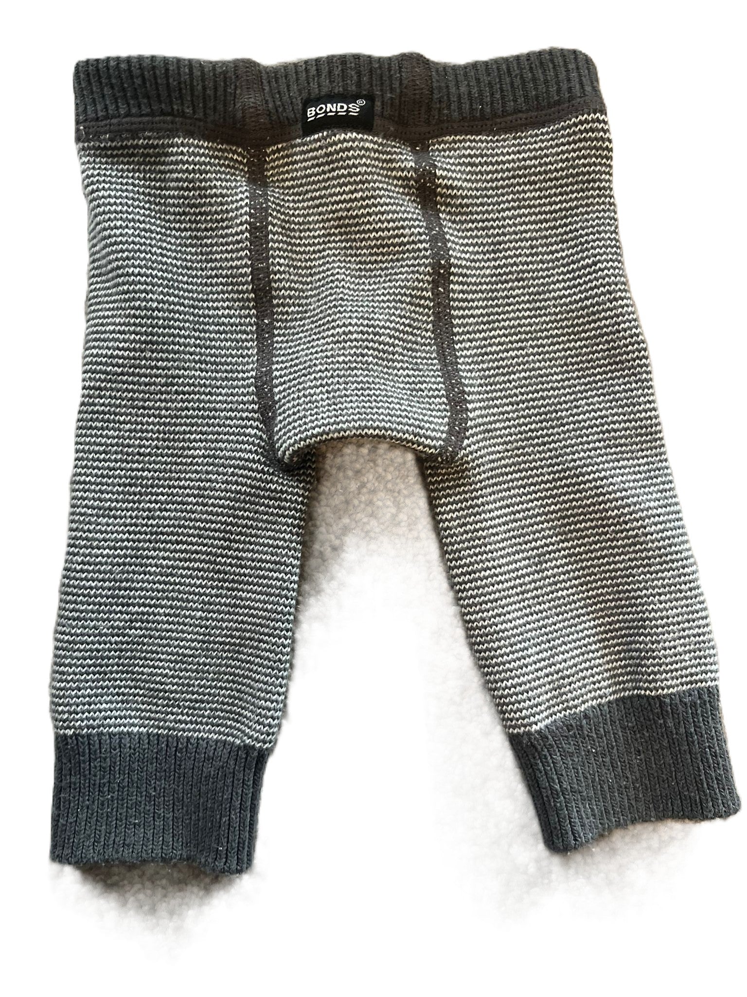 BONDS knitted pants (0-3mon)