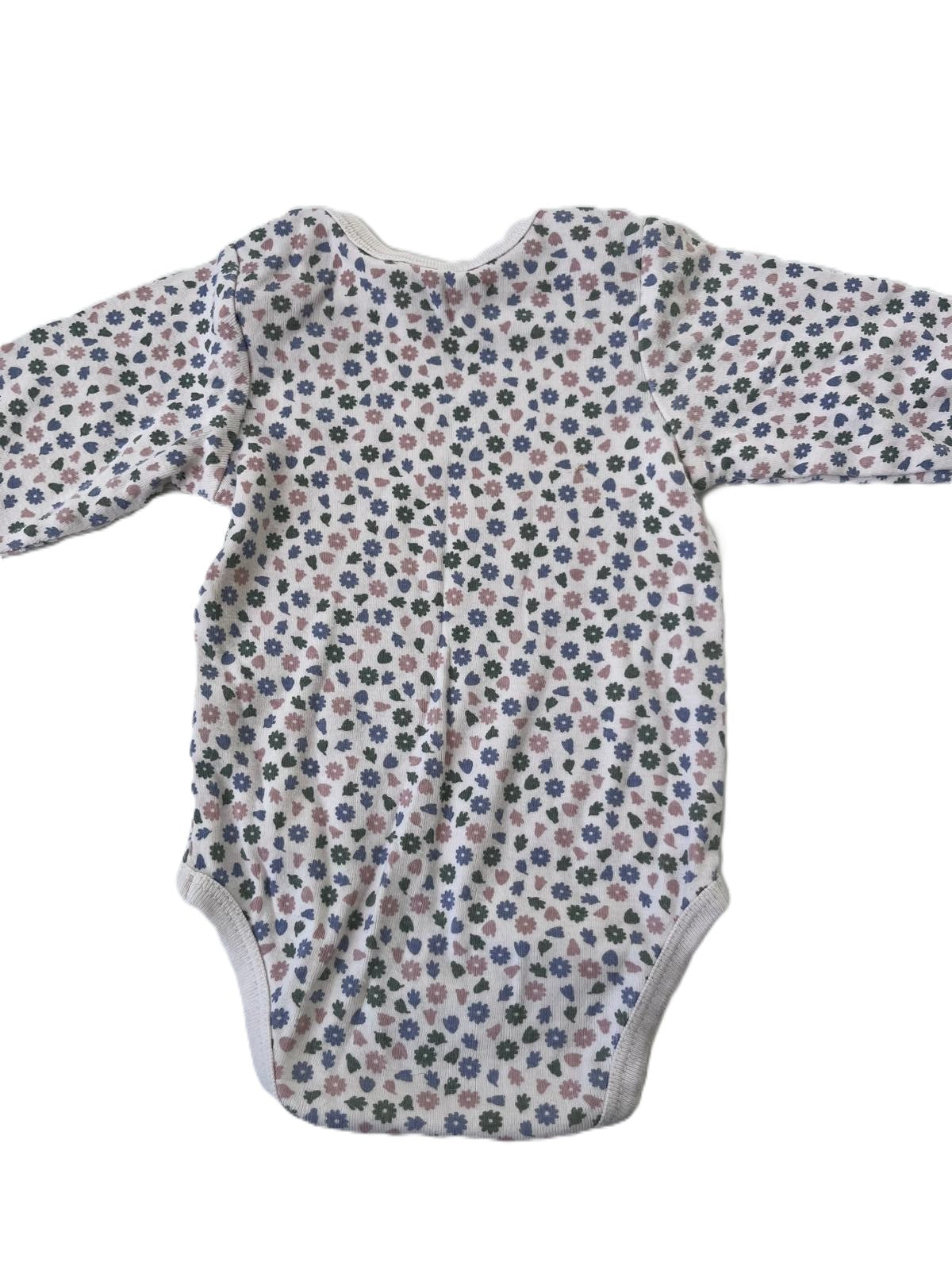Nature Baby Flower Onesie (0-3m)